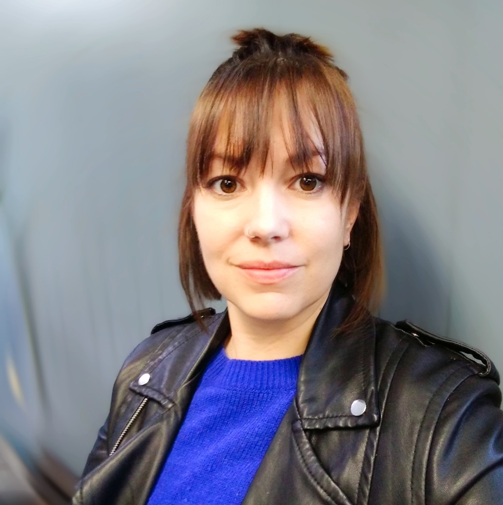 Meet your Posher, Elizabeth